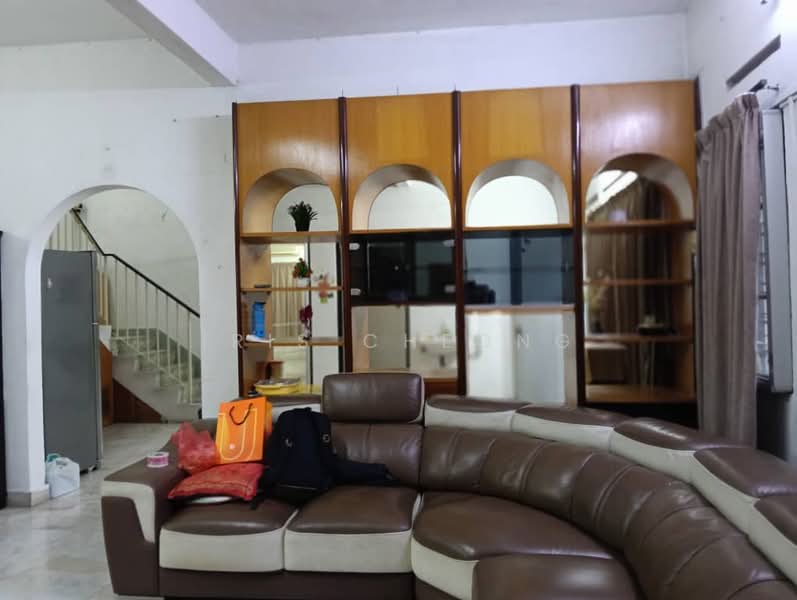 2-storey Terraced House for Sale in Ipoh (Perak) - Iris Cheong - Living Room - PropertyGuru.com.my