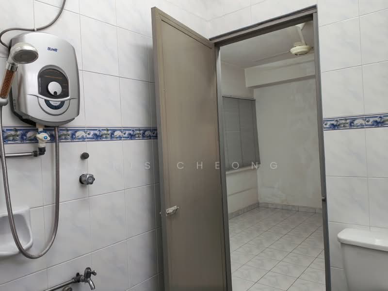 2-storey Terraced House for Sale in Ipoh (Perak) - Iris Cheong - Bathroom - PropertyGuru.com.my