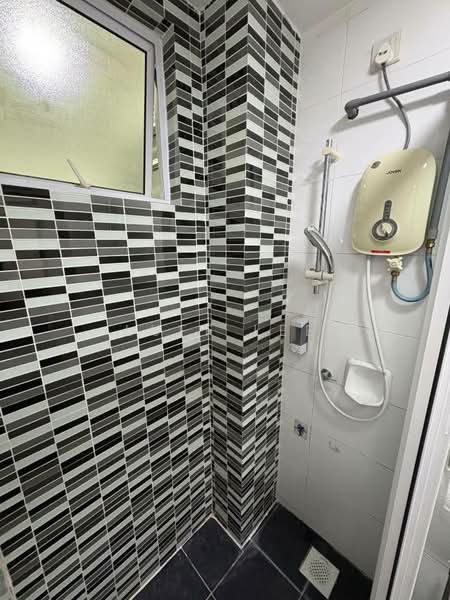 Kondominium untuk Disewa di Cheras Heights - Luff Lee - Bathroom - PropertyGuru.com.my