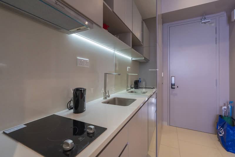 Servis Apartment untuk Disewa di Hill10 Residence @ i-City - Vitas Tan - Kitchen - PropertyGuru.com.my