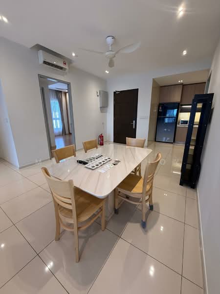 Servis Apartment untuk Disewa di Sunway Geo Residence - Marcus Choy - Dining Room - PropertyGuru.com.my