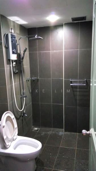Condominium for Rent at Casa Tropika - Mike Lim - Bathroom - PropertyGuru.com.my