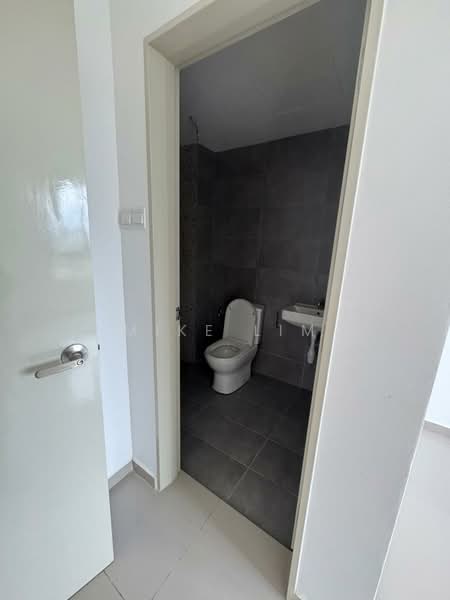 Servis Apartment untuk Dijual di Metro @ Cheras - Mike Lim - Bathroom - PropertyGuru.com.my