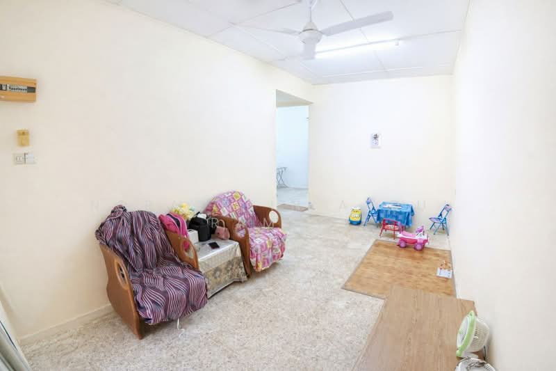 Rumah Teres 1 Tingkat untuk Dijual di Taman Seruling (Kuala Kubu Baharu) - Norazrein Abdul Raman - Living Room - PropertyGuru.com.my