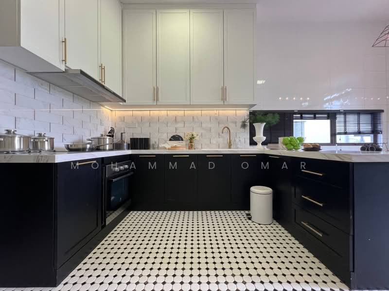 3-storey Terraced House for Sale in Cyberjaya (Selangor) - Mohammad Omar - Kitchen - PropertyGuru.com.my