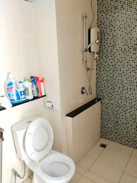 Kondominium untuk Disewa di All Seasons Park - Gan Chun Kai - Bathroom - PropertyGuru.com.my