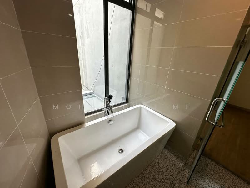 Zero-Lot Bungalow for Sale in Cyberjaya (Selangor) - Mohd Fitri MF - Bathroom - PropertyGuru.com.my