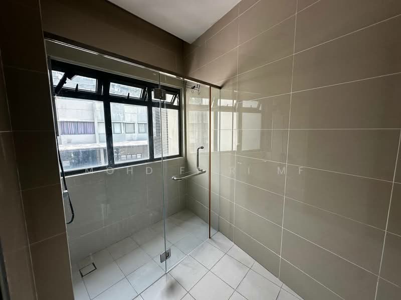 Zero-Lot Bungalow for Sale in Cyberjaya (Selangor) - Mohd Fitri MF - Bathroom - PropertyGuru.com.my