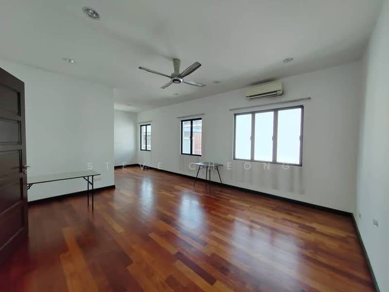 Bungalow for Rent in Subang Jaya (Selangor) - Steve Cheong - Living Room - PropertyGuru.com.my
