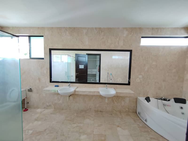 Bungalow for Rent in Subang Jaya (Selangor) - Steve Cheong - Bathroom - PropertyGuru.com.my