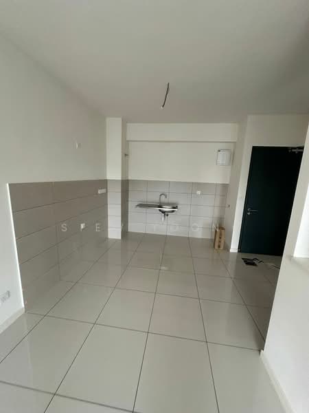 Service Residence for Sale at Emerald 9 - Siew Yoong - Kitchen - PropertyGuru.com.my