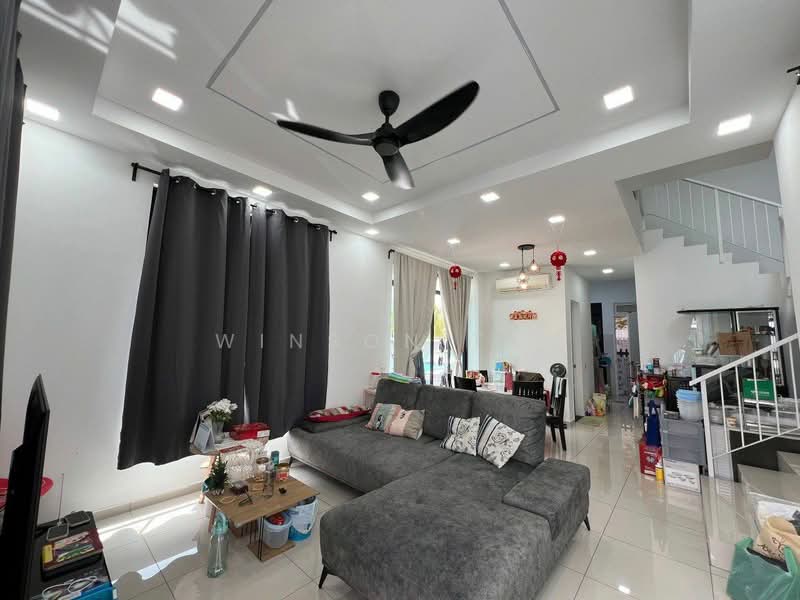 Rumah Teres 2 Tingkat untuk Dijual di Kota Masai (Pasir Gudang) - Winson Tan - Living Room - PropertyGuru.com.my