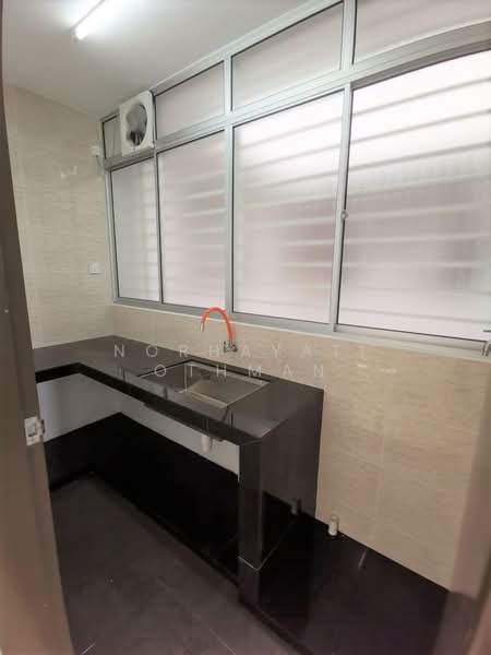 Kondominium untuk Disewa di Residensi KepongMas - Norhayati Othman - Kitchen - PropertyGuru.com.my
