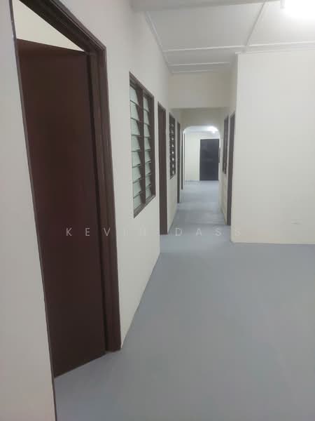 Rumah Teres 1 Tingkat untuk Disewa di Seksyen 8 (Petaling Jaya) - Kevin Dass - Corridor - PropertyGuru.com.my