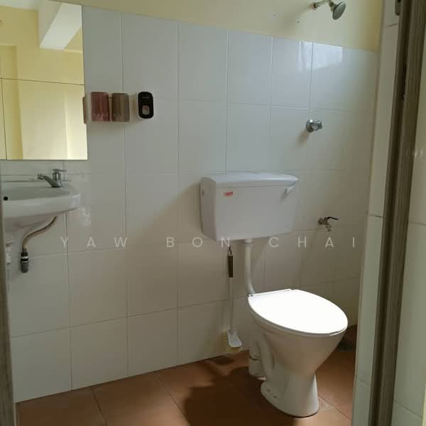 Apartment for Rent at Sri Bayu - Yaw Bon Chai - Bathroom - PropertyGuru.com.my