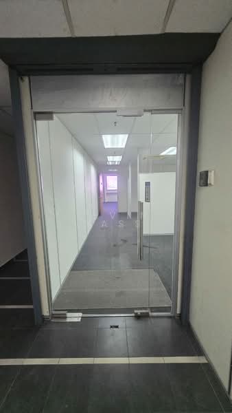 Office for Rent in Seksyen 8 (Petaling Jaya) - Kevin Dass - Corridor - PropertyGuru.com.my