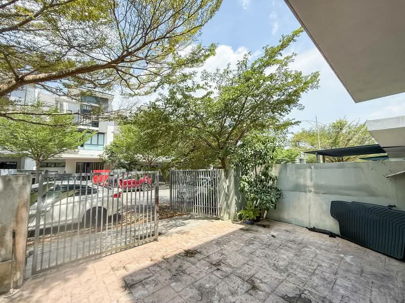 Rumah Teres 3 Tingkat untuk Dijual di Mutiara Heights (Kajang) - Ilman Nahri - Exterior - PropertyGuru.com.my