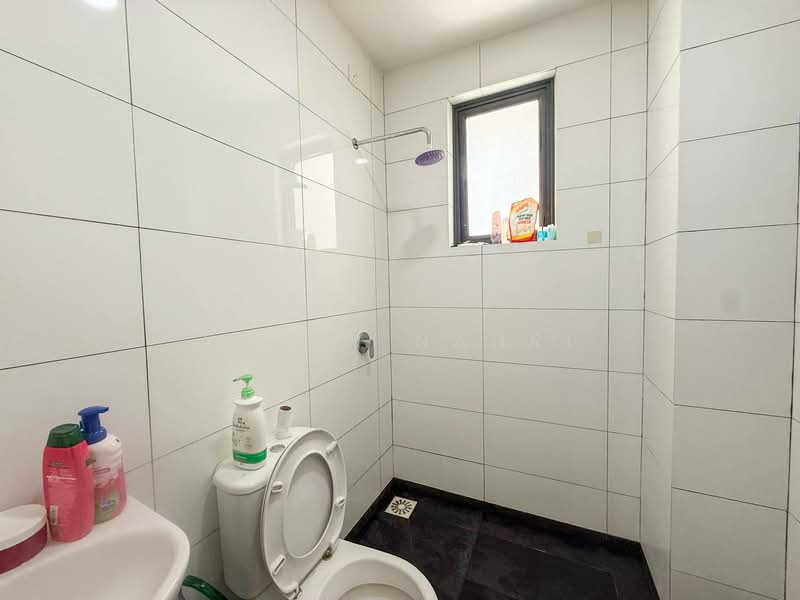 Rumah Teres 3 Tingkat untuk Dijual di Mutiara Heights (Kajang) - Ilman Nahri - Bathroom - PropertyGuru.com.my