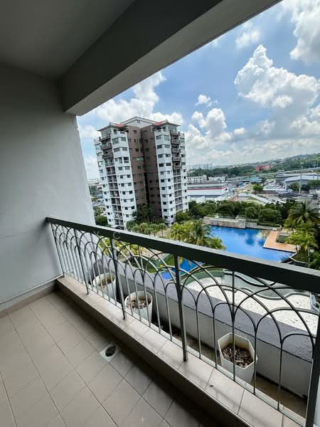 Pangsapuri untuk Disewa di Danga View Apartment - YC Fung - Balcony - PropertyGuru.com.my