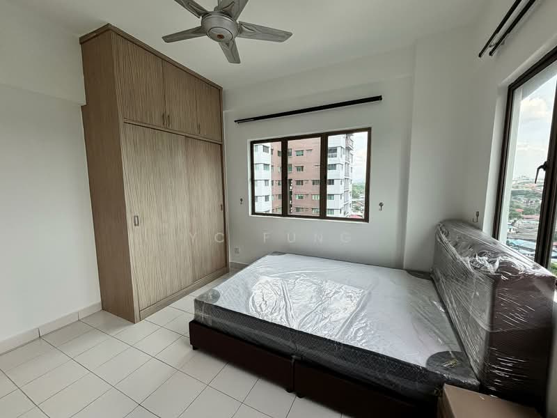 Pangsapuri untuk Disewa di Danga View Apartment - YC Fung - Bedroom - PropertyGuru.com.my
