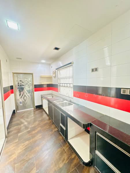 2-storey Terraced House for Sale in Taman Sierra Perdana (Masai) - Calvin Wong - Kitchen - PropertyGuru.com.my