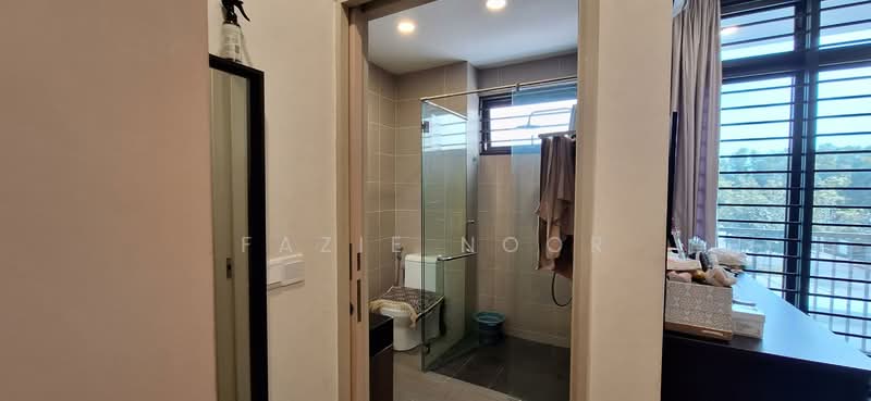 Rumah Teres untuk Dijual di Shah Alam (Selangor) - Fazie Noor - Bathroom - PropertyGuru.com.my