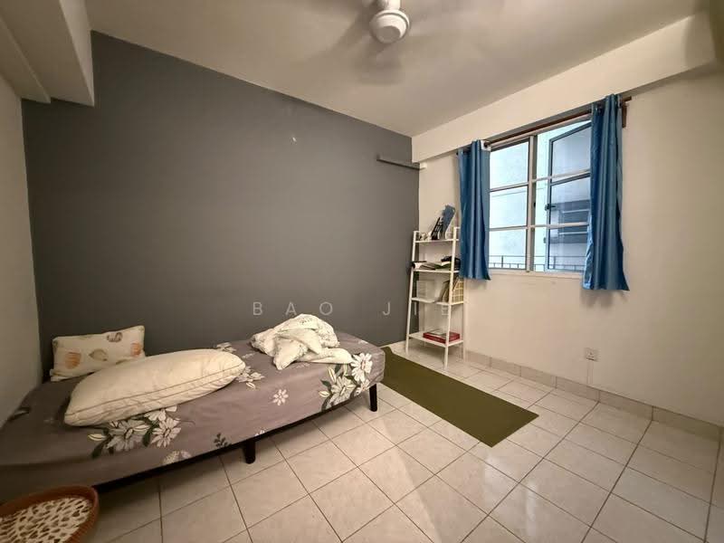 Condominium for Sale at Laman Suria - Bao Jie - Bedroom - PropertyGuru.com.my