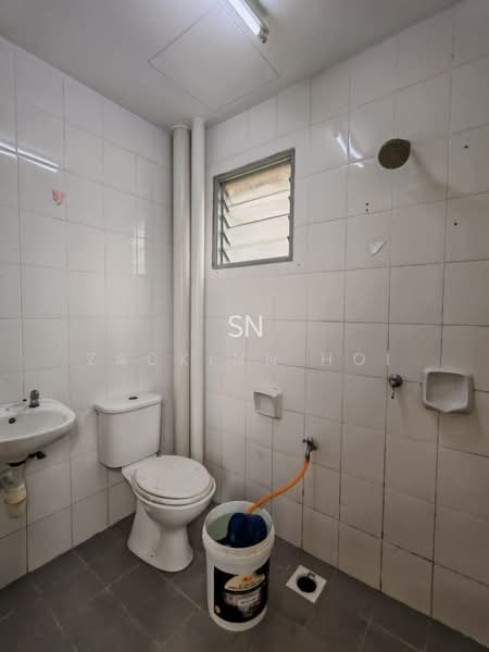 Apartment for Rent at Akasia - Zackinn Hoi - Bathroom - PropertyGuru.com.my