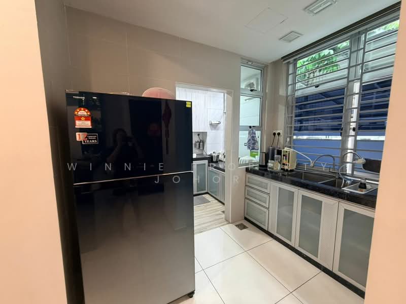 Condominium for Sale at The Seed Taman Sutera Utama - Winnie Property Johor - Kitchen - PropertyGuru.com.my