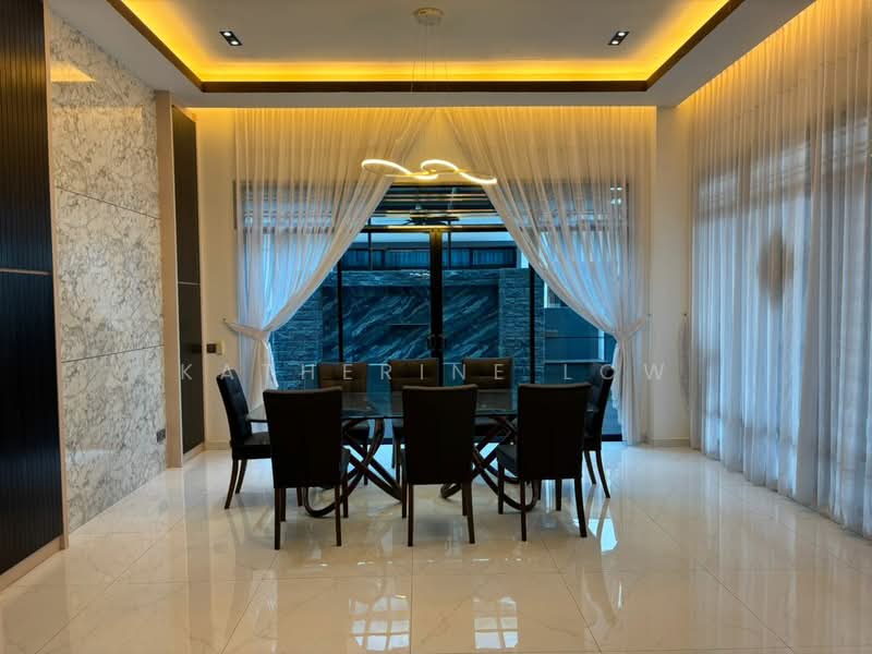 Link Bungalow for Sale in Taman Setia Indah (Tebrau) - Katherine Low - Dining Room - PropertyGuru.com.my