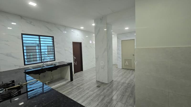 Terraced House for Sale in Semenyih (Selangor) - Bernard Tay - Kitchen - PropertyGuru.com.my
