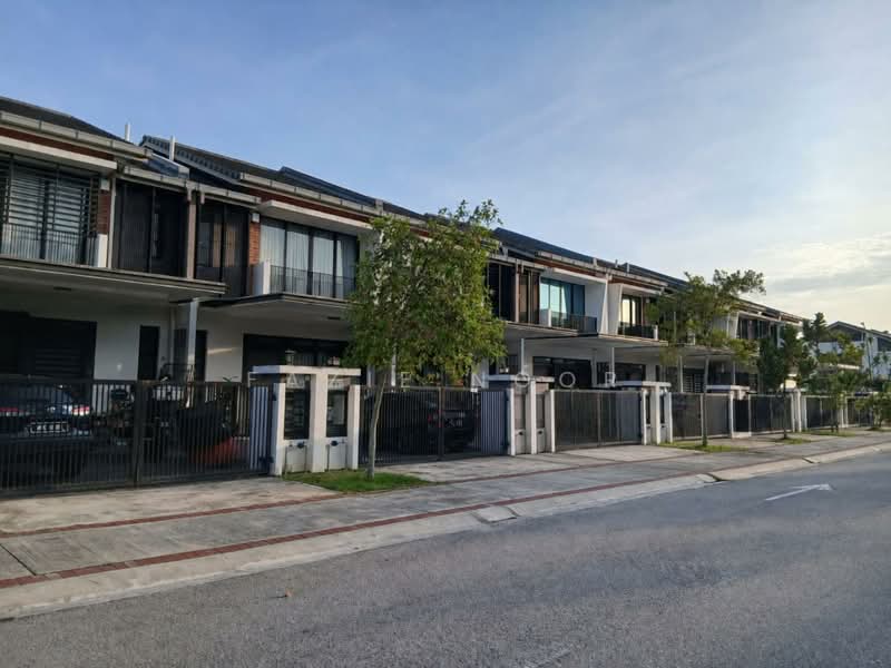 2-storey Terraced House for Sale in Shah Alam (Selangor) - Fazie Noor - Exterior - PropertyGuru.com.my