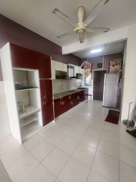 Rumah Teres 2.5 Tingkat untuk Dijual di Saujana Utama (Selangor) - Fauran Nawawi - PropertyGuru.com.my