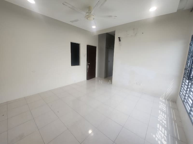 Rumah Teres 2.5 Tingkat untuk Dijual di Saujana Utama (Selangor) - Fauran Nawawi - PropertyGuru.com.my