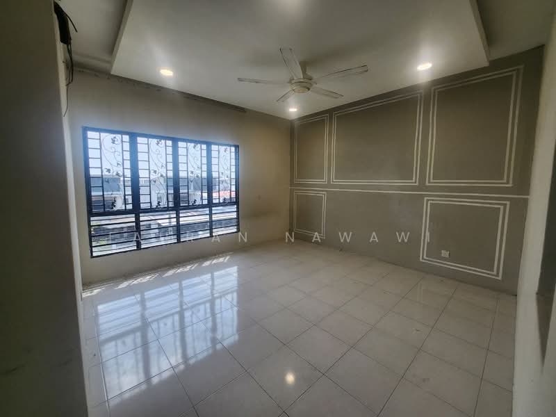 Rumah Teres 2.5 Tingkat untuk Dijual di Saujana Utama (Selangor) - Fauran Nawawi - PropertyGuru.com.my