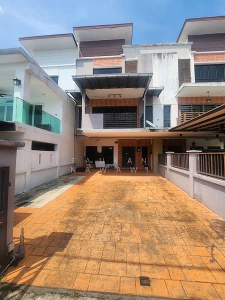 Rumah Teres 2.5 Tingkat untuk Dijual di Saujana Utama (Selangor) - Fauran Nawawi - PropertyGuru.com.my