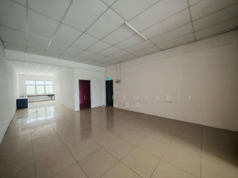 Shop for Rent in Taman Pulai Mutiara (Iskandar Puteri (Nusajaya)) - Winnie Property Johor - Interior - PropertyGuru.com.my