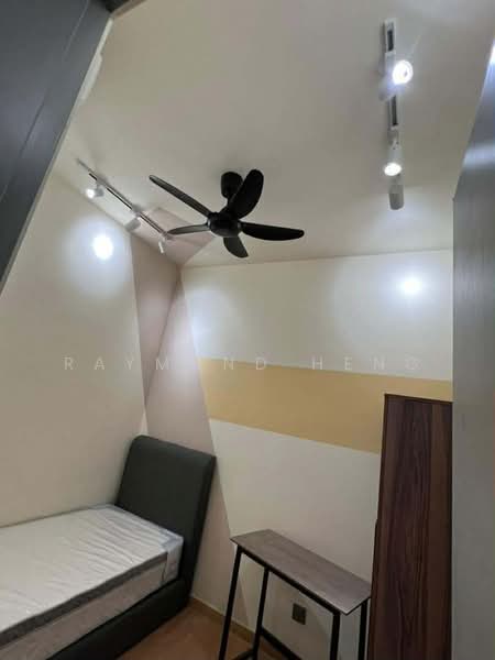 Servis Apartment untuk Disewa di The Era @ Duta North - Raymond Heng - Bedroom - PropertyGuru.com.my