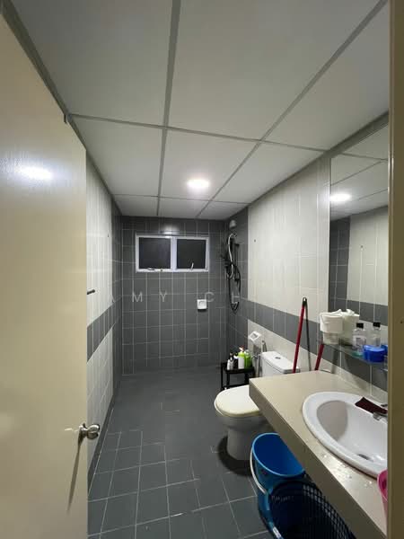 Service Residence for Sale at Koi Kinrara - Amy Chin - Bathroom - PropertyGuru.com.my