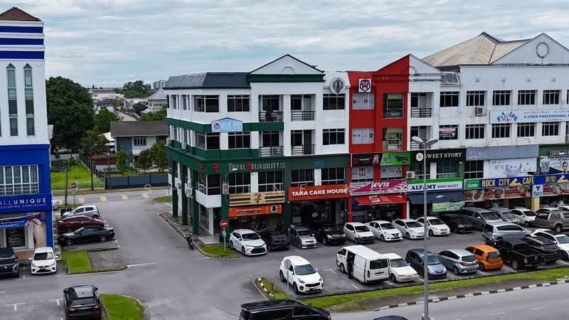 Kedai untuk Dijual di Kuching (Sarawak) - Sherene Kok - Exterior - PropertyGuru.com.my