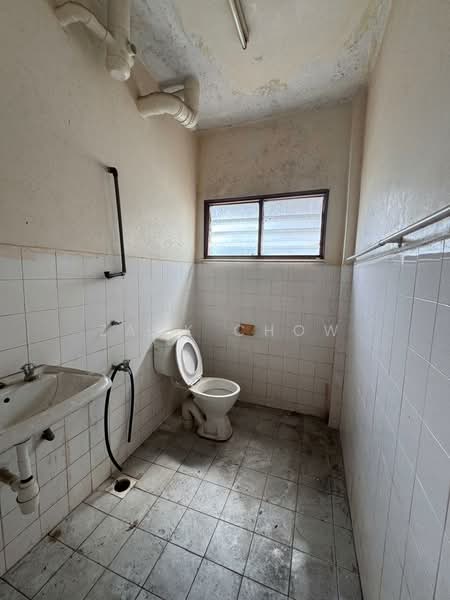 Rumah Flat untuk Dijual di Ria 1 - Zack Chow - Bathroom - PropertyGuru.com.my