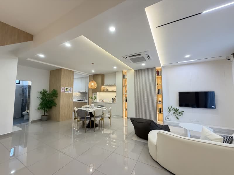Rumah Teres 2 Tingkat untuk Dijual di Ulu Tiram (Johor) - Wayne Lee - Living Room - PropertyGuru.com.my