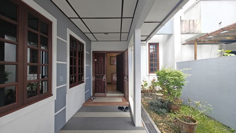Rumah Berkembar untuk Dijual di Stutong (Kuching) - Sherene Kok - Entrance - PropertyGuru.com.my