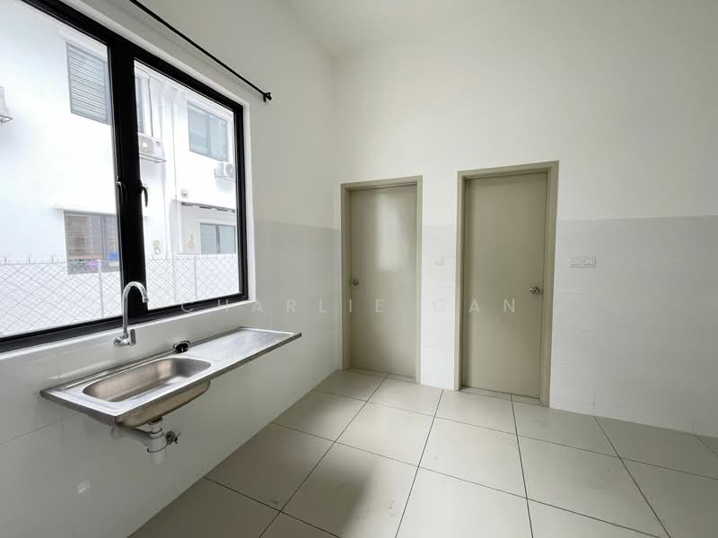 Rumah Teres 2 Tingkat untuk Dijual di Telok Panglima Garang (Selangor) - Charlie Gan - PropertyGuru.com.my