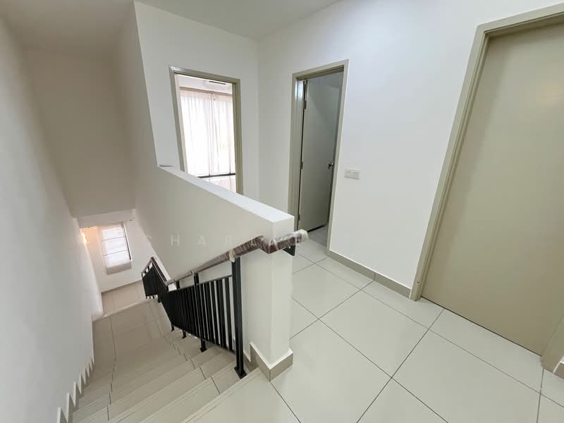 Rumah Teres 2 Tingkat untuk Dijual di Telok Panglima Garang (Selangor) - Charlie Gan - PropertyGuru.com.my