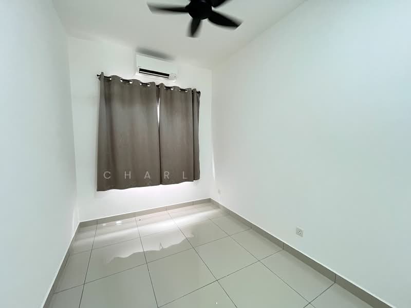 Rumah Teres 2 Tingkat untuk Dijual di Telok Panglima Garang (Selangor) - Charlie Gan - PropertyGuru.com.my