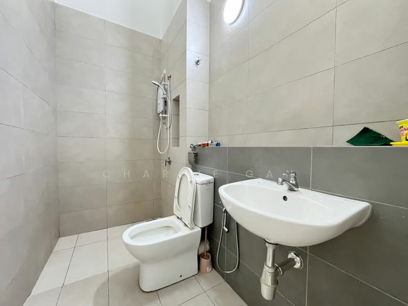 Rumah Teres 2 Tingkat untuk Dijual di Telok Panglima Garang (Selangor) - Charlie Gan - PropertyGuru.com.my