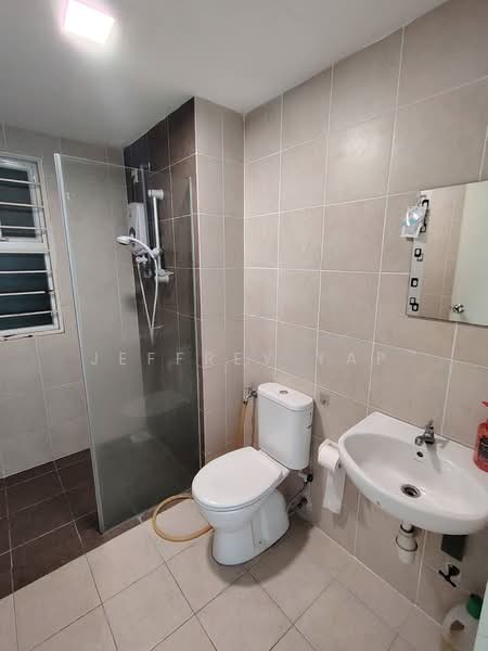 Kondominium untuk Disewa di Casa Tropika - Jeffrey Yap - Bathroom - PropertyGuru.com.my
