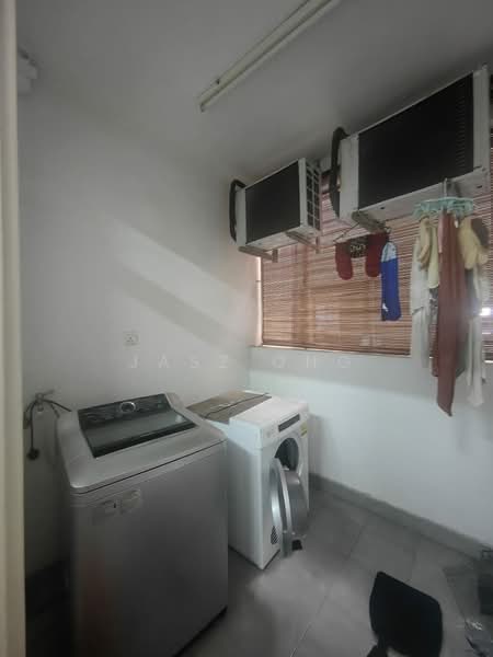 Service Residence for Sale at Austin Suites (Permata Austin) - Jasz Ong - Balcony - PropertyGuru.com.my