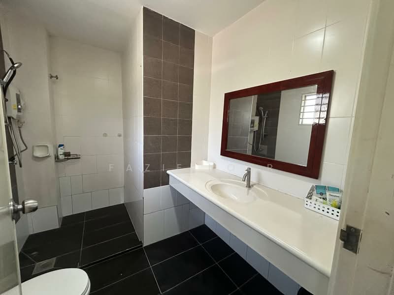 2-storey Terraced House for Sale in Sunway Kayangan (Shah Alam) - Fazie Noor - Bathroom - PropertyGuru.com.my